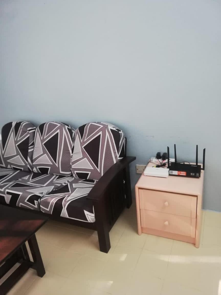 Batu Ferringhi Bayu Emas Apartment Kültér fotó
