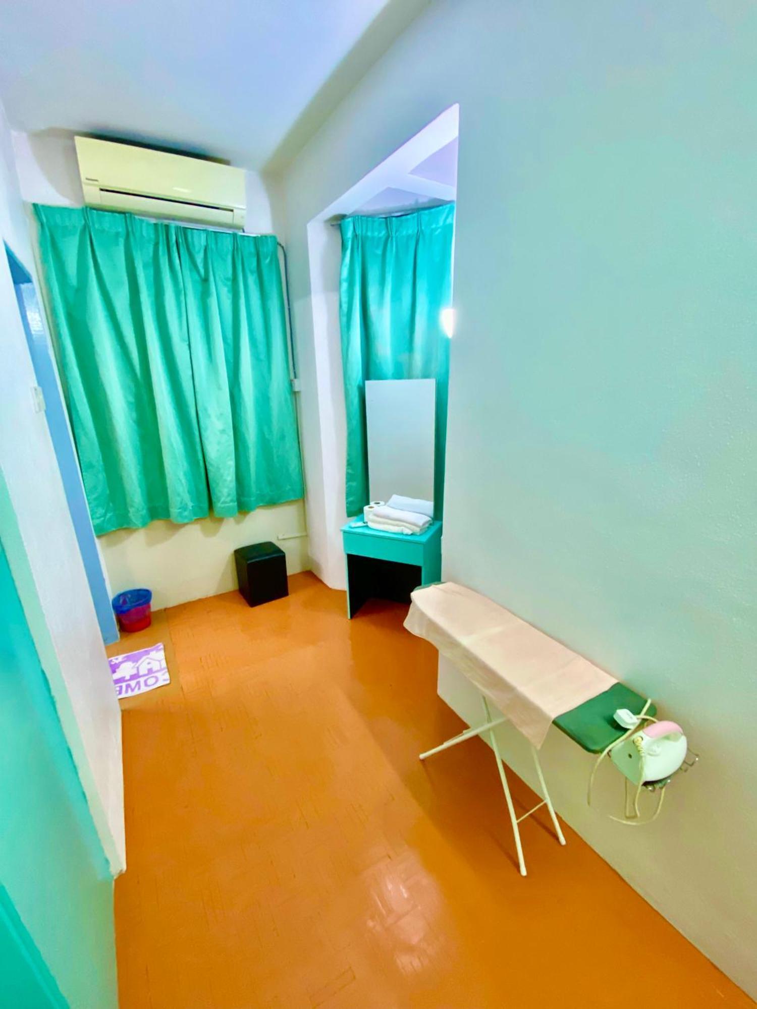 Batu Ferringhi Bayu Emas Apartment Kültér fotó