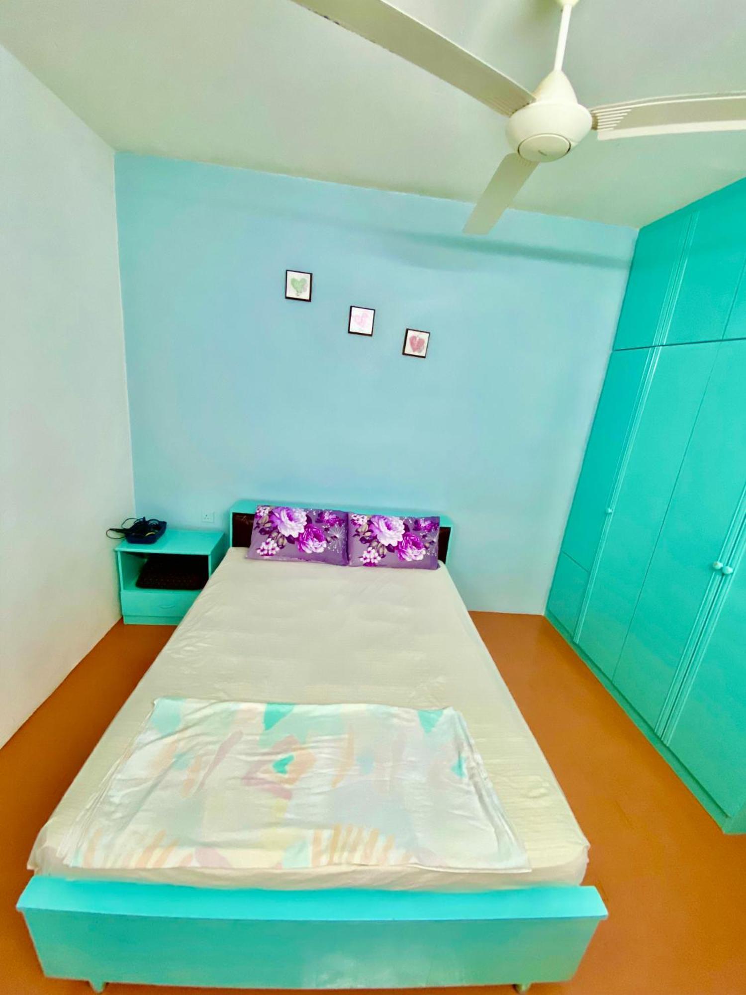 Batu Ferringhi Bayu Emas Apartment Kültér fotó